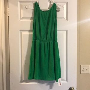 Super cute green dress!